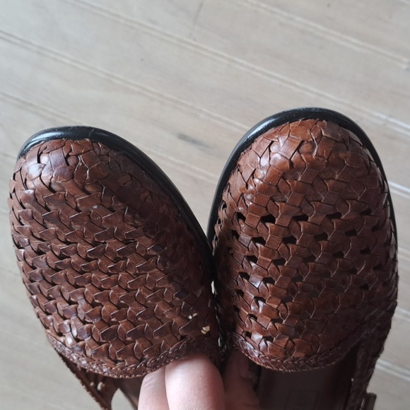 Trotters Lea Slingback Woven Leather Flat Classy Memory Foam Cushion Sandals - Picture 5 of 12